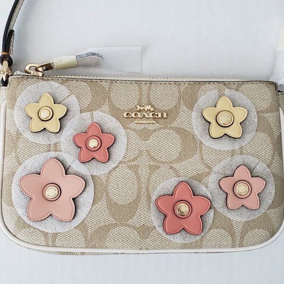 COACH Nolita 19 - Picture 3 of 9